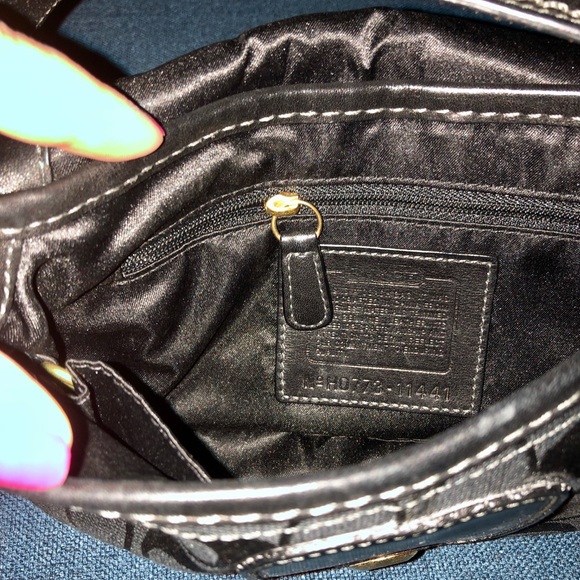 Coach small hand bag black - Picture 4 of 4